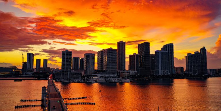 Miami skyline glowing at sunset in a time-lapse by Arte City Media